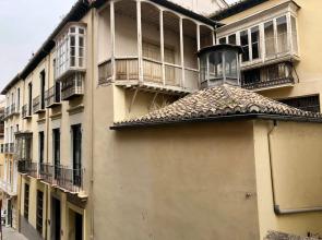 tuGuest Plaza Nueva Apartment