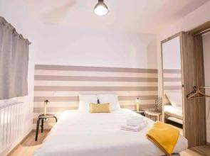 La cour du faubourg 3