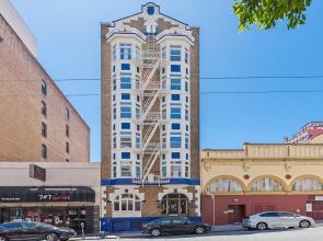 La Monarca Hotel Unit 305