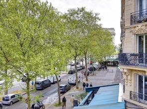 Elegant 3BR Arc de Triomphe