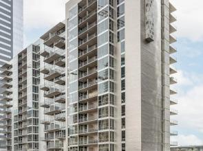 Kasa Spacious 1BD With Private Balcony 2nd Street