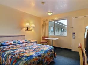 Motel 6-Centralia, WA