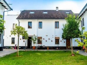 Preciosa Casa La Humosa