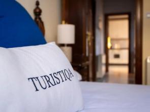 TuristiQA - Ático Ferrol Centro VUT-CO-02715