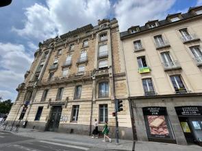 Appartement haut standing 125m2 / Parking privé plein centre-ville avec vue panoramique