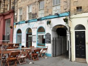 Stylish & Spacious Grassmarket 2bed/2bath