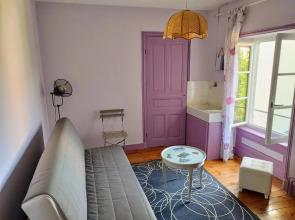 Chaleureuse maison de ville à côté de la mairie ronde