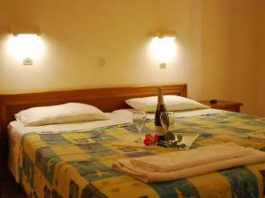 Canal D'Amour Village