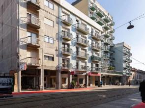 Trendy Bright Flats with Jacuzzi - 5 min Beach