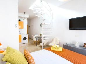 Studio in Málaga, With Wonderful City View, Furnished Terrace and Wifi