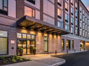 Holiday Inn Express Boston Logan Airport - Revere by IHG