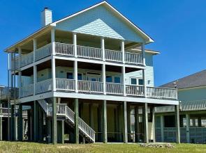 Janie's by RedAwning