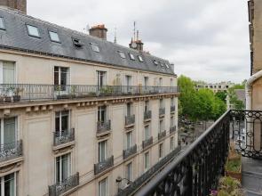 Paris Les Sablons Elegant residence