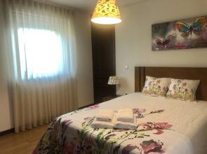 House w Pool and Games Room, P. Varzim by Izibookings