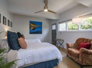 Chic Casita - Walk to Beach