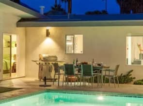 Desert Chill 5 Bedrooms 4 Bathrooms Home