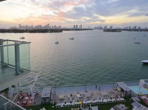 Suite 2 Rooms in a 5 Hotel - Pool DJ #901