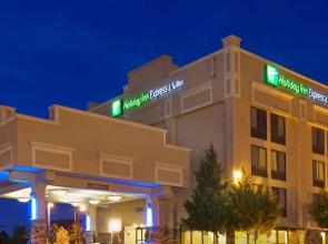 Holiday Inn Express Hotel & Suites Denver - Aurora