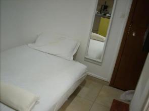 Studette-Bonbonnière