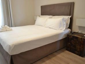 Gatto Bianco Le Terrazze