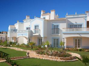 Quinta da Encosta Velha Golf & Leisure Village