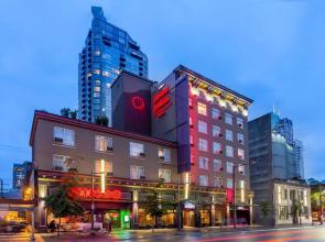 Howard Johnson Hotel by Wyndham Vancouver Downtown