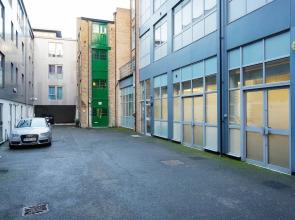 Veeve - The Coach Mews