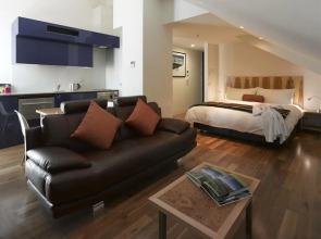 Salamanca Wharf Hotel