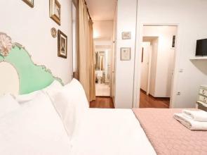 The Writer's House-Liston Corfu