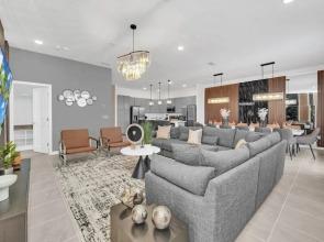 5890High 12 Bedroom Villa