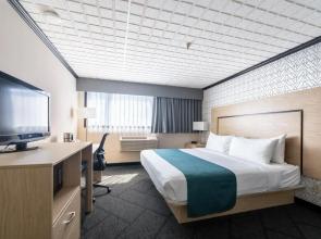 Sternwheeler Hotel & Conference Centre, Trademark by Wyndham