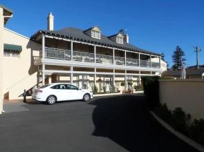 The Clifton & Grittleton Lodge