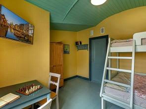 У Дома Книги