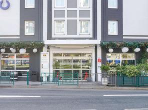 Campanile Paris Ouest - Pont de Suresnes