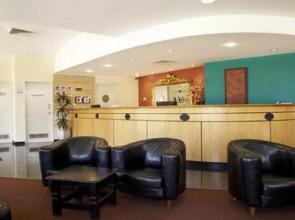 The Lodge Motel, Newman