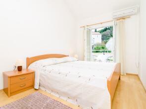 Relaxing Duplex Apartment A3, Close to the Sunset Beach Near Dubrovnik, 2-4