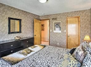 Pet-friendly Kansas City Stay w/ Deck!