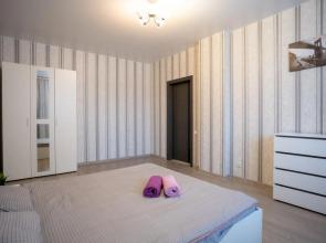 Apartments on Puzakova street 25