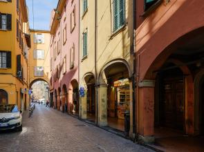 Vista Sulle Torri di Bologna by Wonderful Italy