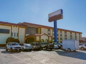 Hotel Tulsa I-44 Midtown