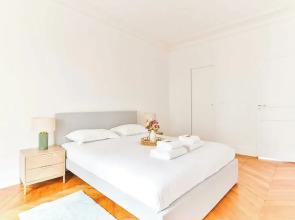 2bdr / 4P Apartment Montmartre/moulin Rouge