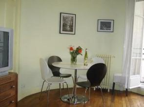 Montmartre Apartments Dullin