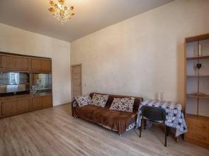 Apartments on Bolshaya Sovetskaya street 18/18