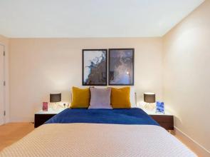 Sir John Lyon House Apartments By Squa.Re