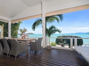 Ban Mok Talay - Beach Front Villa