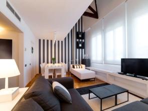 Balmes - Ático Con Piscina Privada En Barcelona