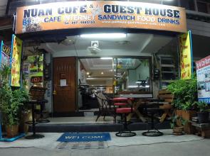 Nuan Cofe and Guesthouse