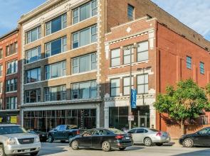 FRONTDESK 915 Broadway Apts Downtown Kansas City