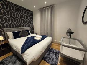 Cozy Apt Step Away Hyde Park and Oxford Street