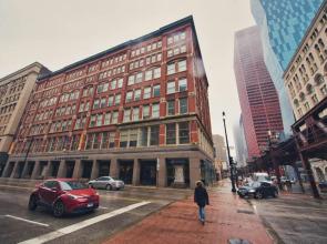 HI Chicago, The J. Ira and Nicki Harris Family Hostel